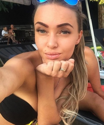 Анкета проститутки Жанна - город Гинта, 22 года, №9195